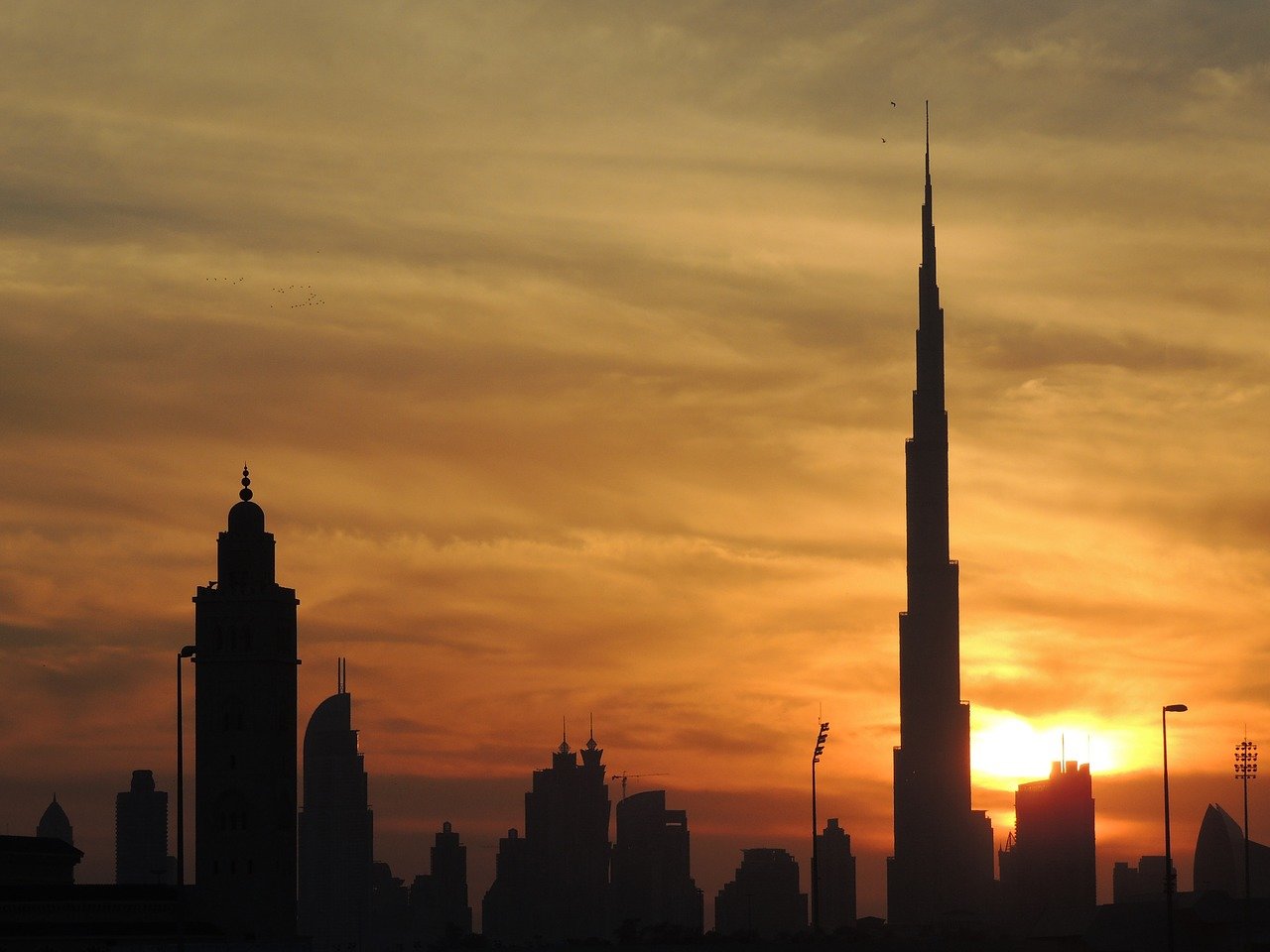 Смотровая площадка башни Бурдж-Халифа в Дубае: описание, как подняться, сколько стоит, экскурсии, билет онлайн