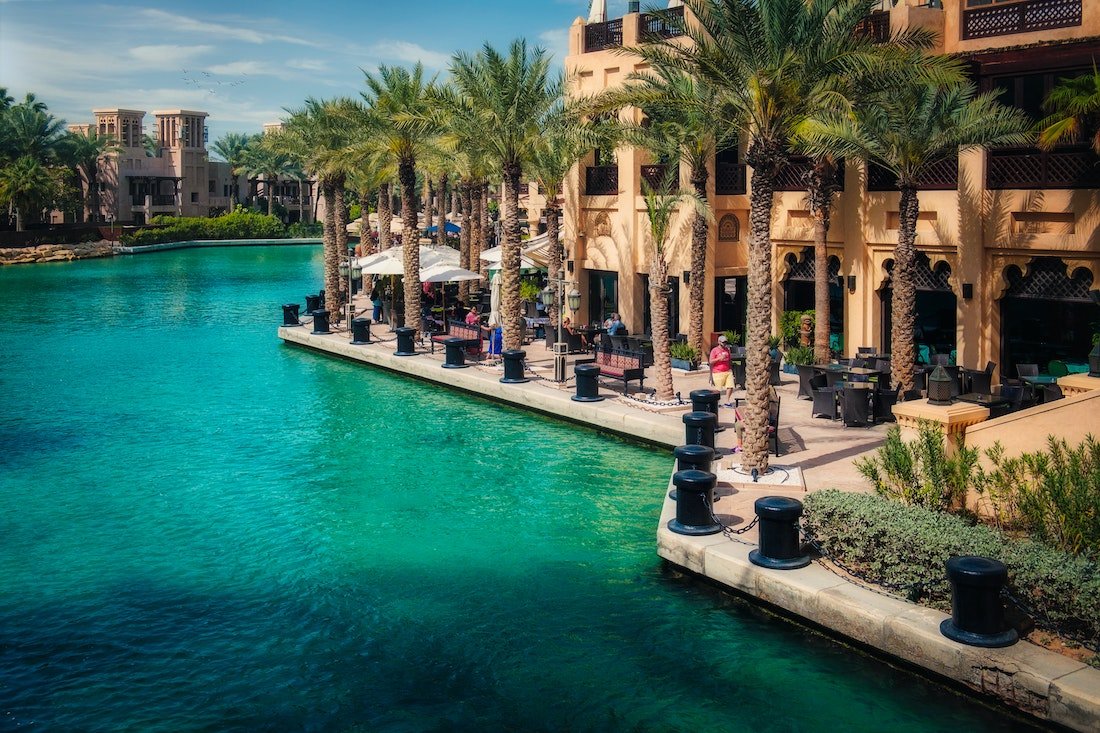 10 лучших отелей для безопасного отдыха в Дубае в 2022 году