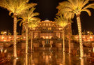 Готель Emirates Palace © Rob Alter @ flickr.com / CC BY 2.0.