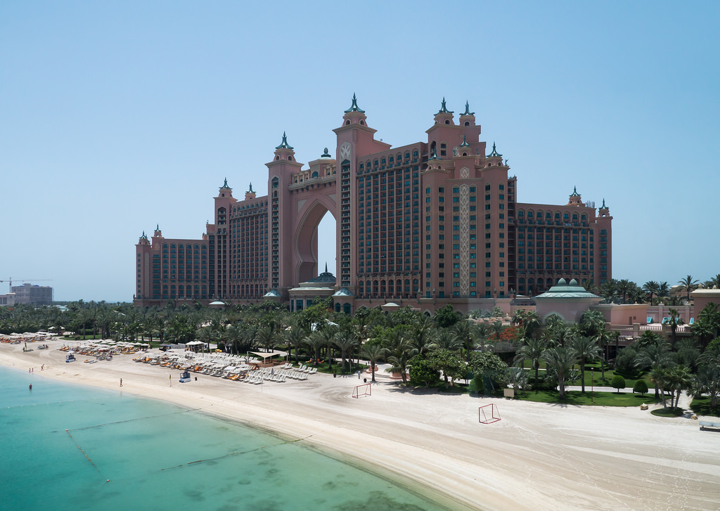 Пляж в отеле Атлантис в Дубае